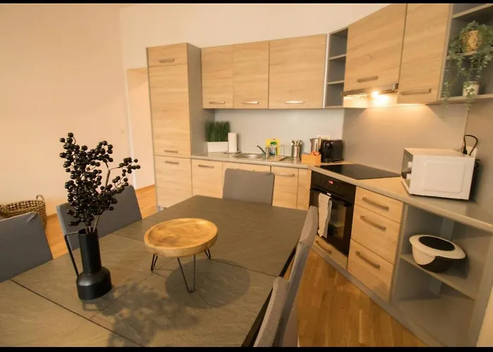 Gemuetliches Stadtnest L Lf16